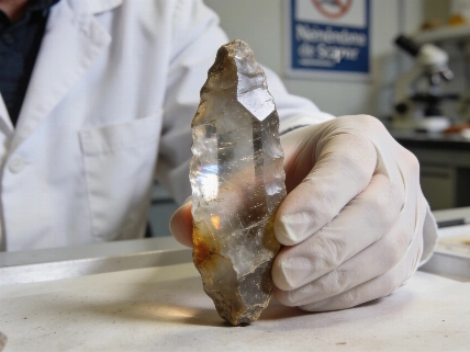 Neanderthal Rock Crystal Tool Sheds Light on Ancient Craftsmanship Science.Report