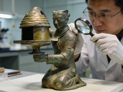 Sanxingdui Bronze Figure Assembled From Separate Ancient Artifacts Scince.Report