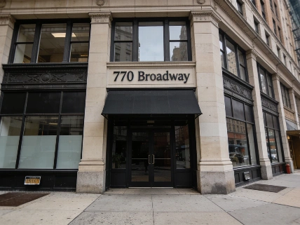 New York City Backs a $284 Million Quantum Chip Facility Science.Report