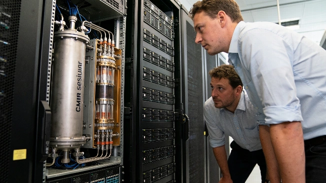 Eight-Qubit Silicon Quantum Processor to Be Installed at Sydney Data Center Science.Report