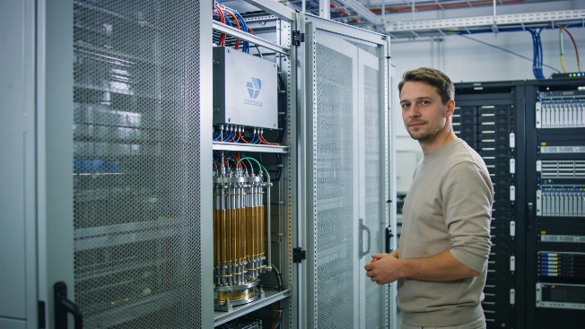 Europe Funds a Hardware-Agnostic Quantum Software Stack Science.Report